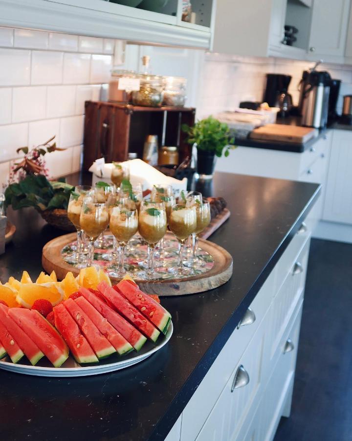 Hoegbo Hotell Skommarsgarden Sandviken Esterno foto